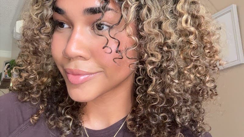 CurlybyYulia