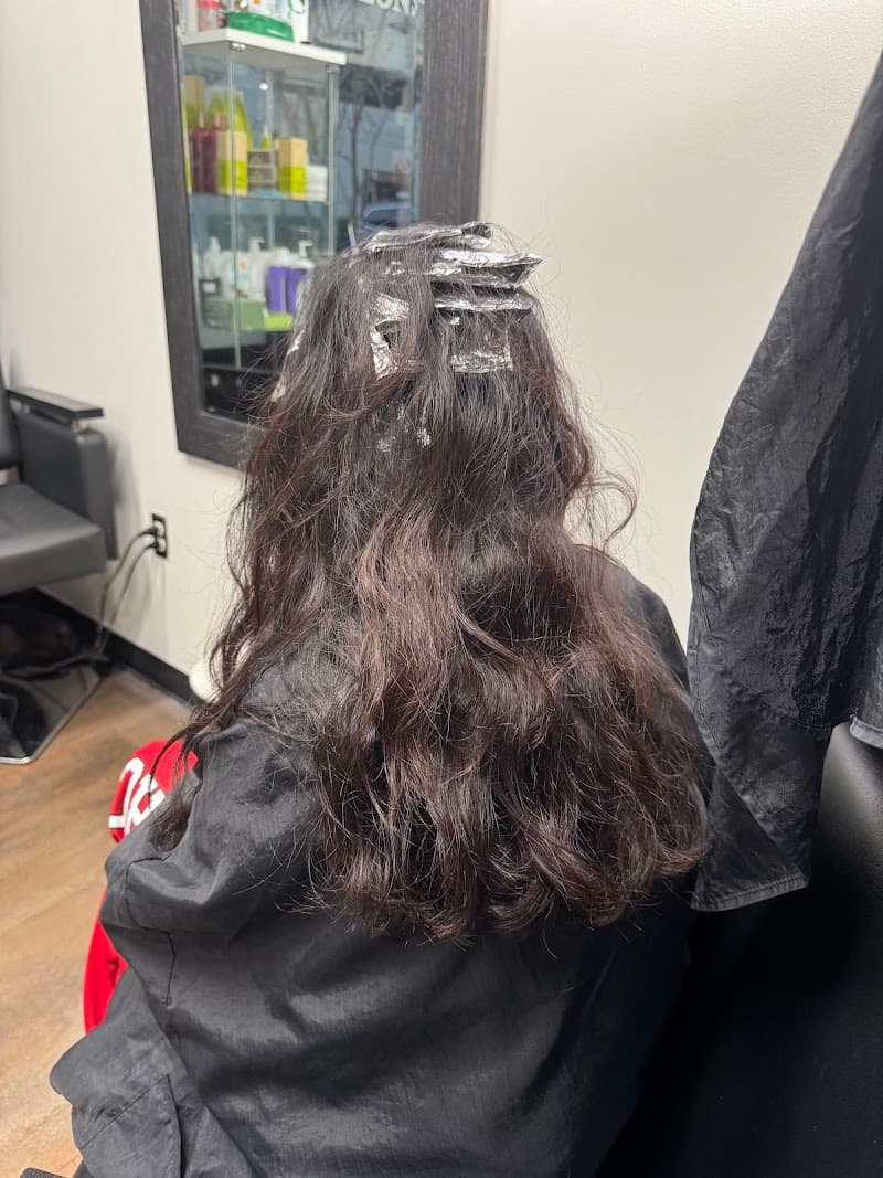 Eliz Dominican Hair Salon