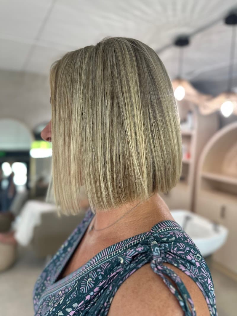 Salon 736