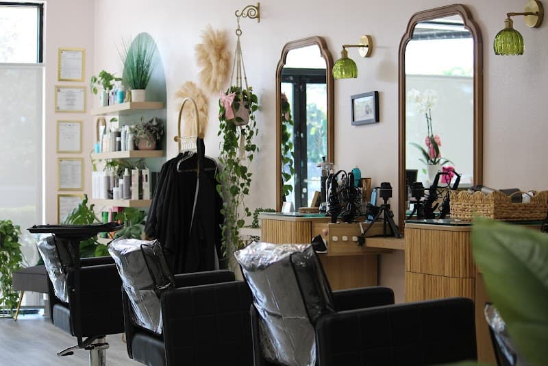 The Painted Beauty Lounge